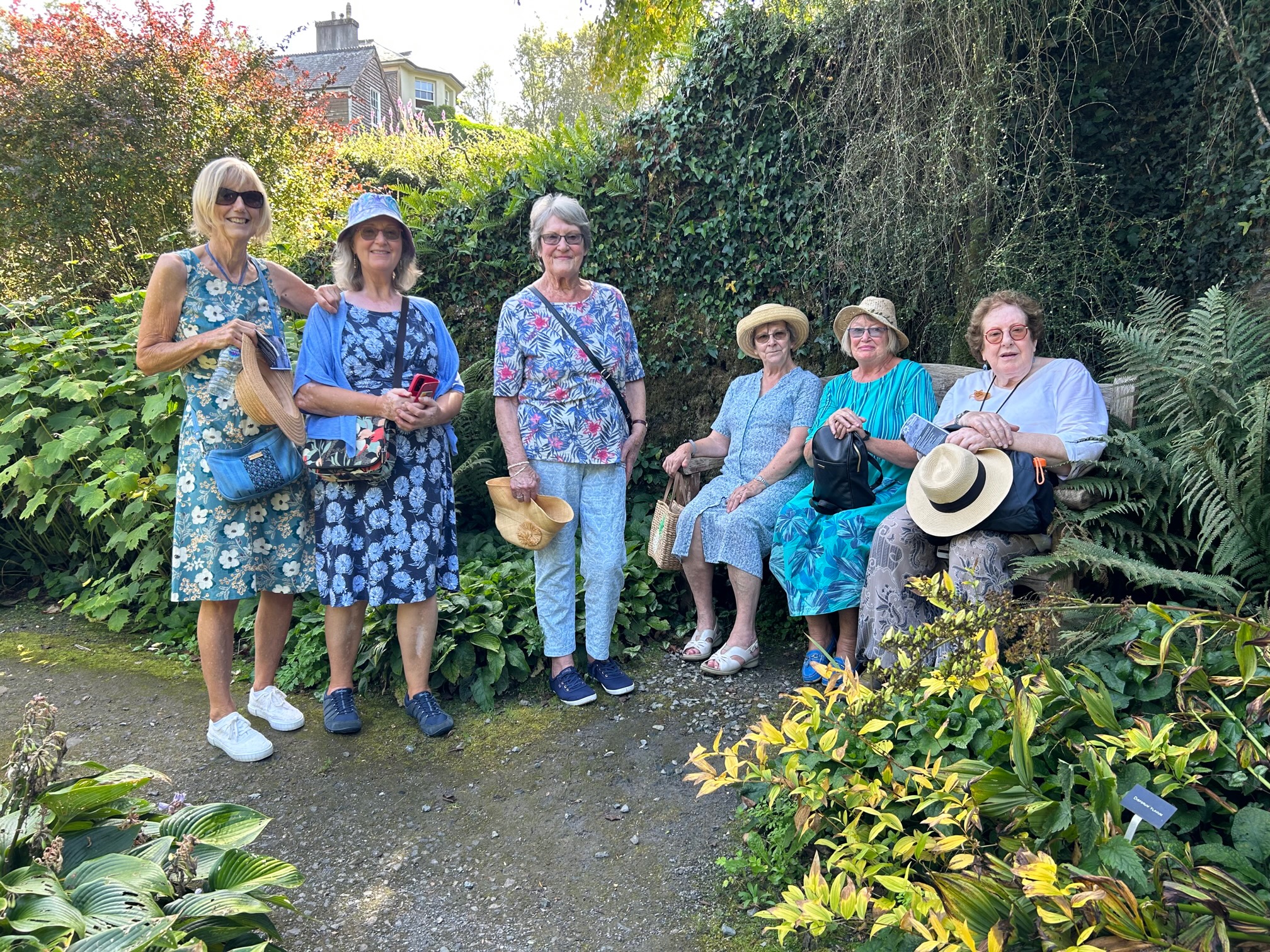 A Torpoint Visit to the Garden House – CORNWALL FEDERATION OF WOMEN'S ...